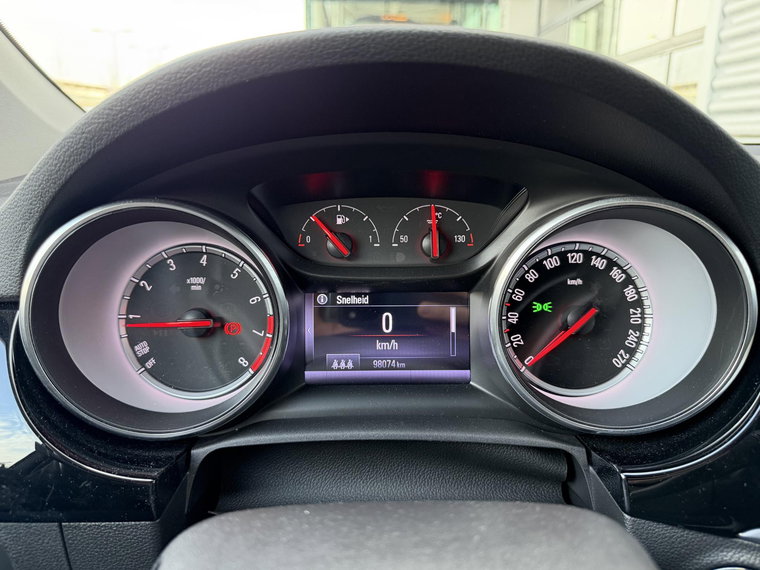 Vehicle Image 24
