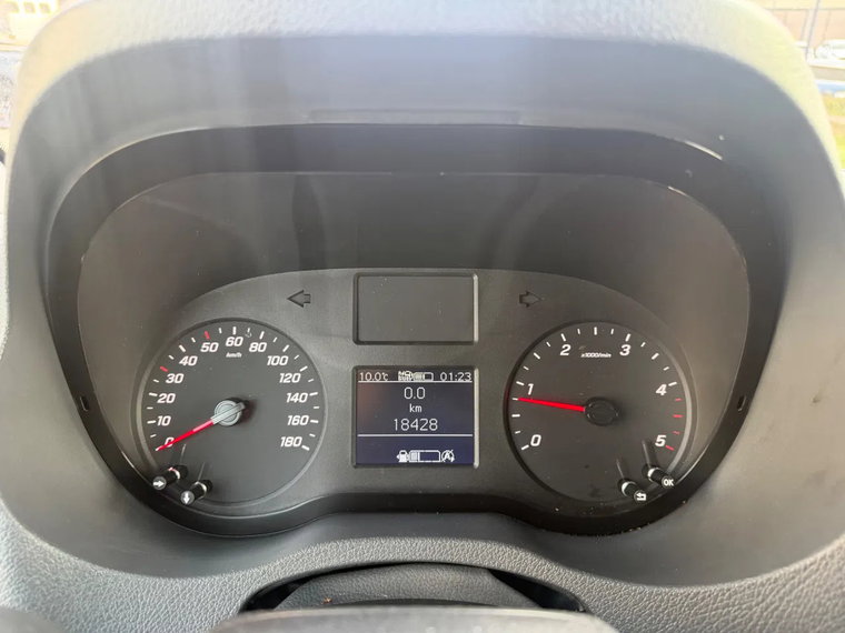 Vehicle Image 11