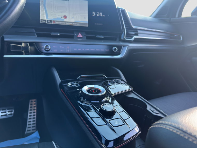 Vehicle Image 23