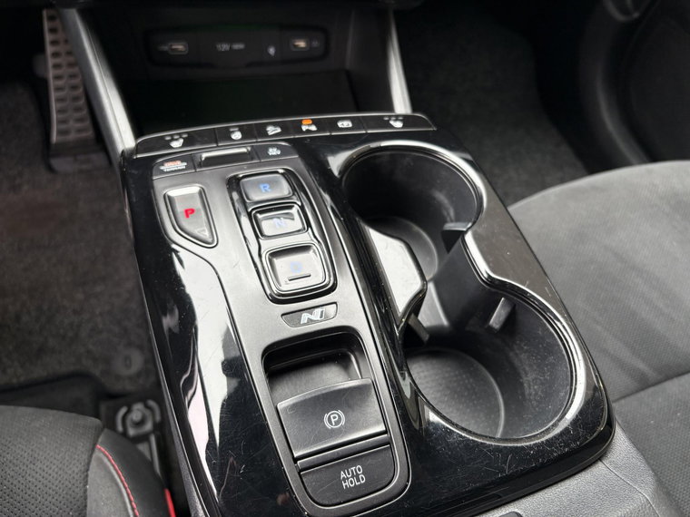 Vehicle Image 24