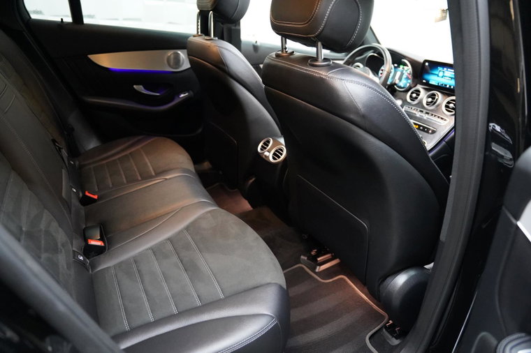 Vehicle Image 37