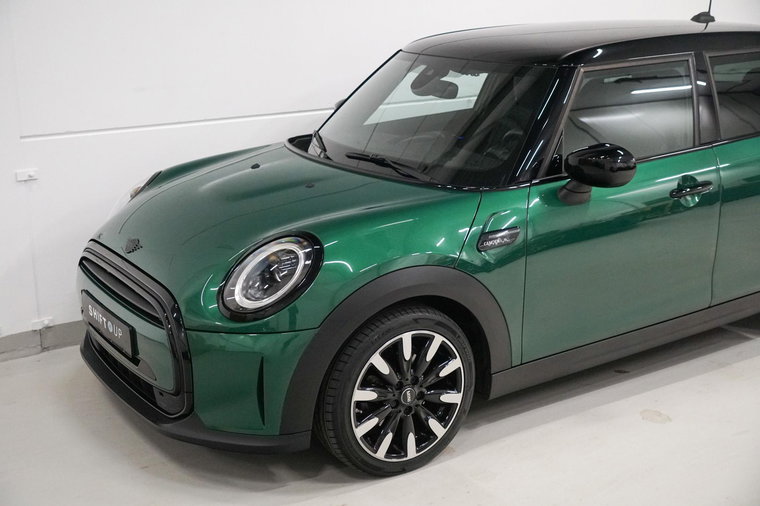 Vehicle Image 33