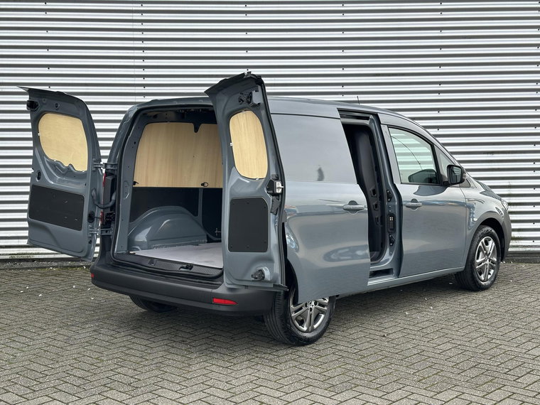 Vehicle Image 27