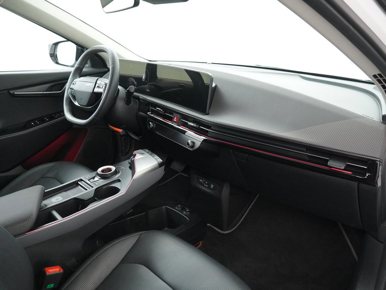 Vehicle Image 40