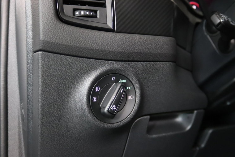 Vehicle Image 40