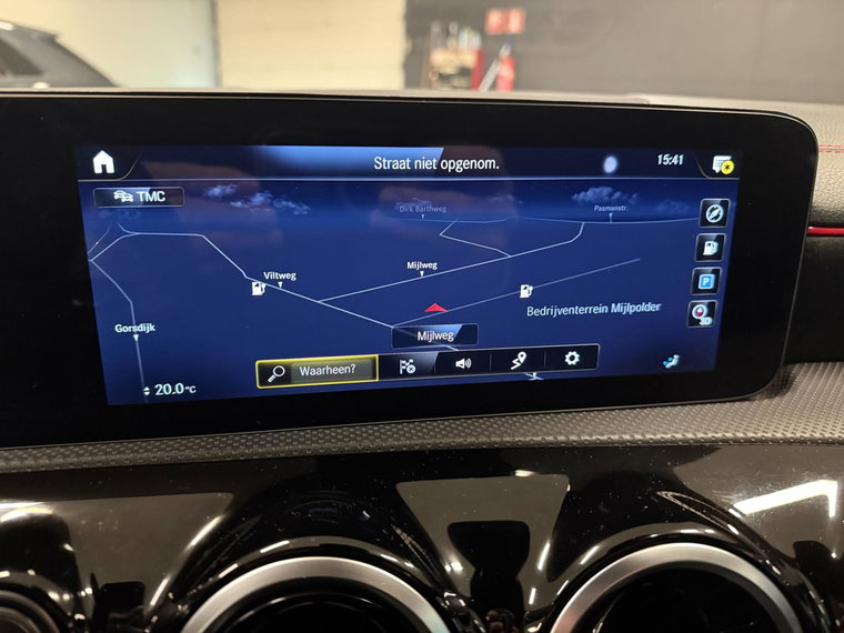 Vehicle Image 31