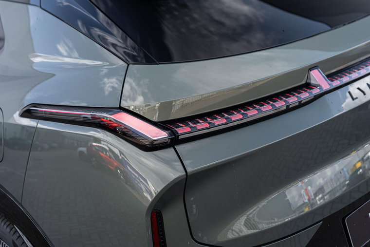 Vehicle Image 30