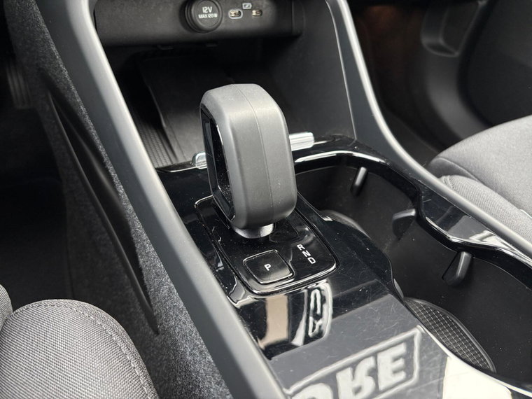 Vehicle Image 23