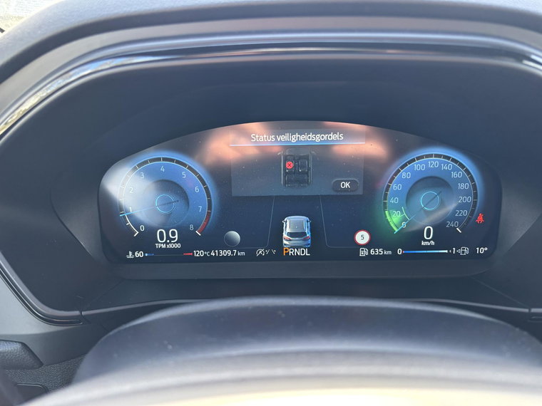 Vehicle Image 21