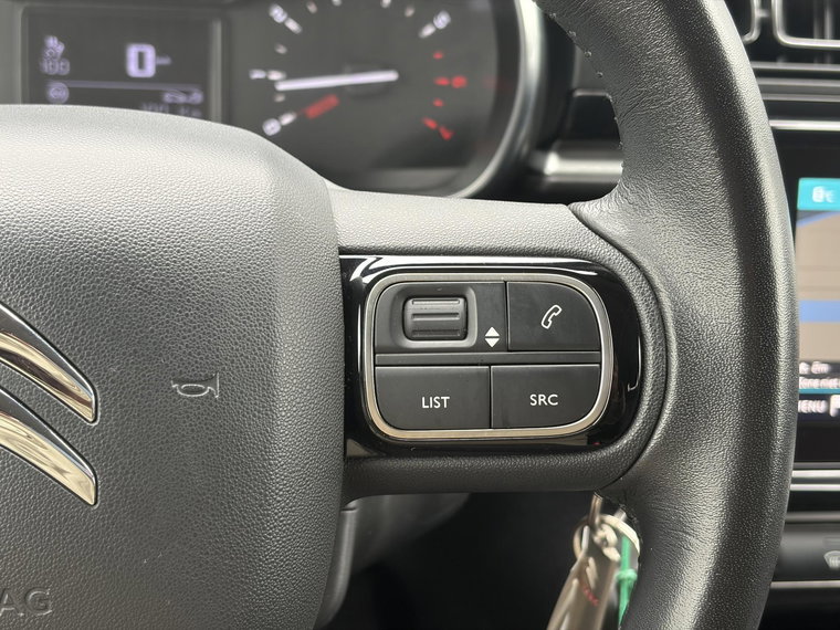 Vehicle Image 22