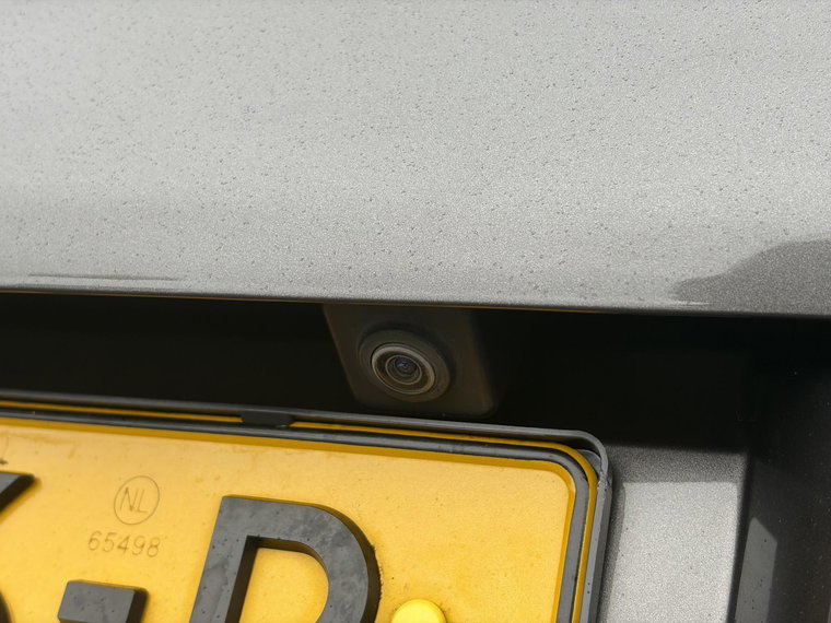 Vehicle Image 36