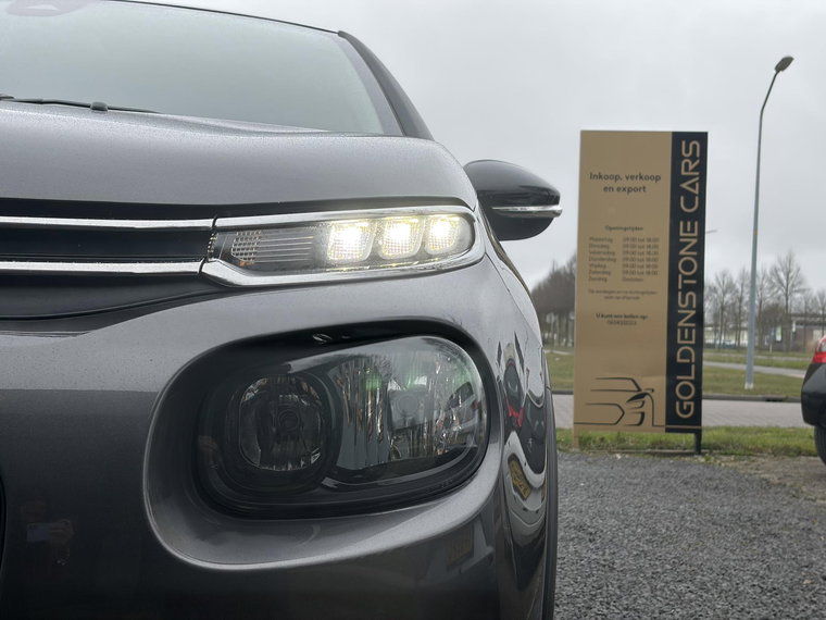 Vehicle Image 38