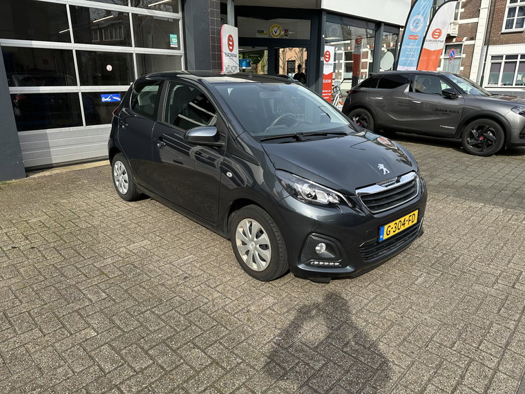 Vehicle Image 7