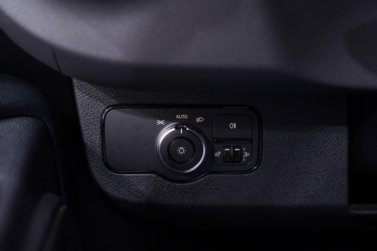 Vehicle Image 48