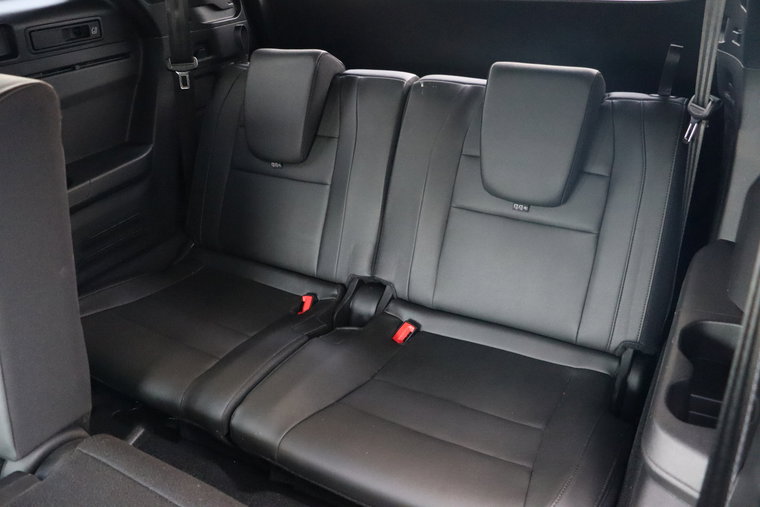 Vehicle Image 21