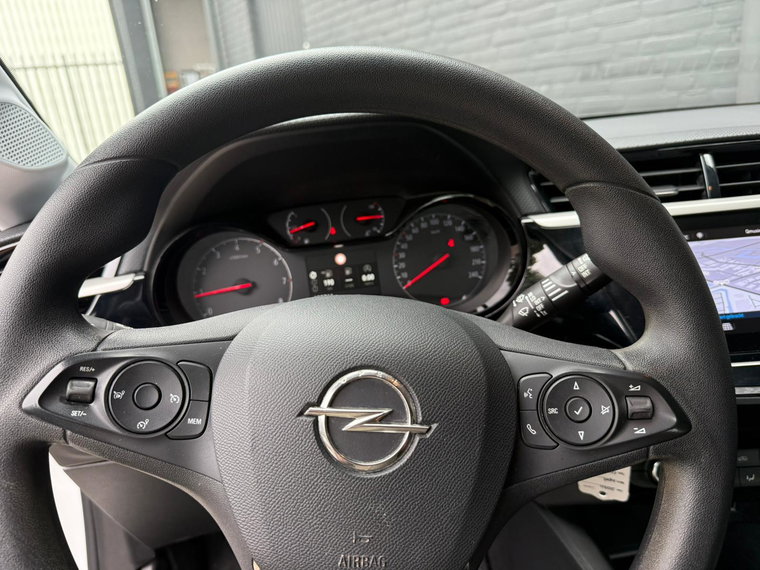 Vehicle Image 28