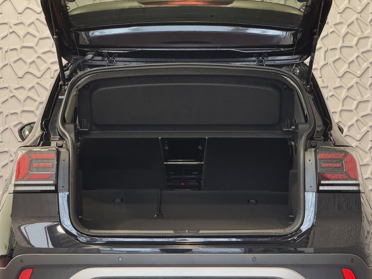 Vehicle Image 46