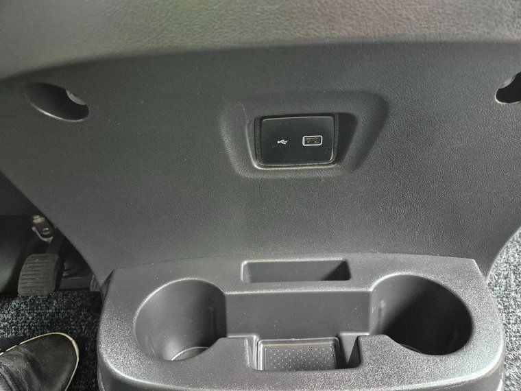 Vehicle Image 29