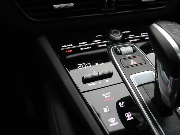 Vehicle Image 33