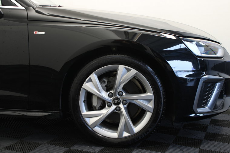 Vehicle Image 8