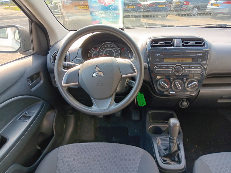 Vehicle Image 21