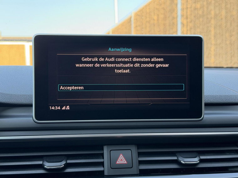 Vehicle Image 28