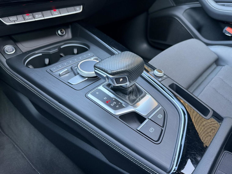 Vehicle Image 31