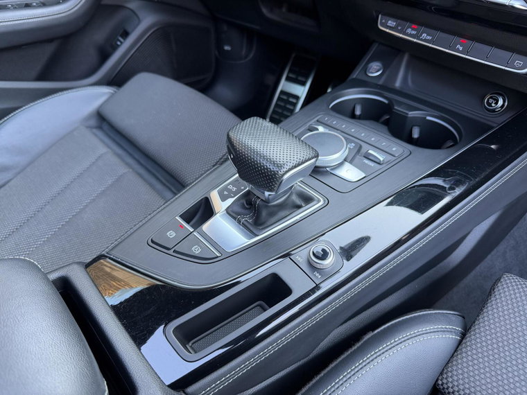 Vehicle Image 53