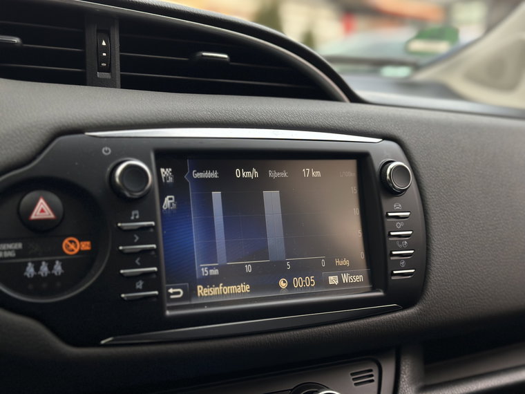 Vehicle Image 29