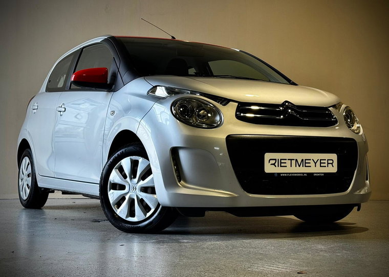 Vehicle Image 8