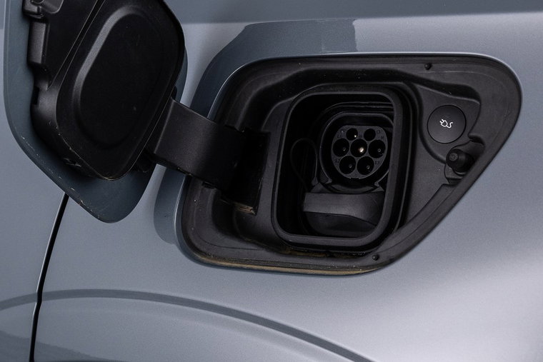 Vehicle Image 36