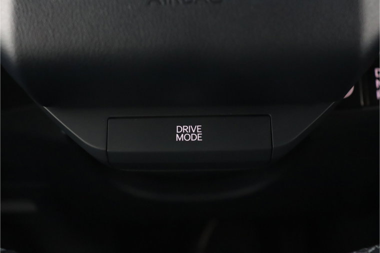 Vehicle Image 46