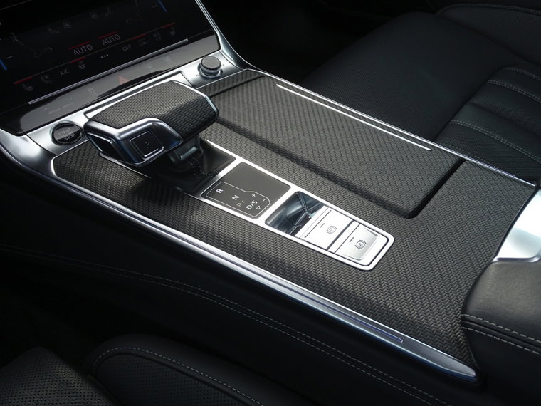 Vehicle Image 24
