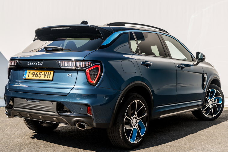 Vehicle Image 6