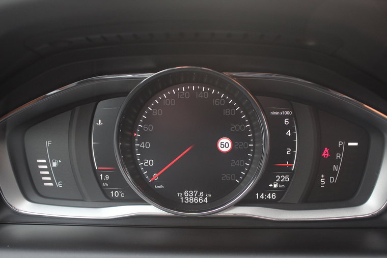 Vehicle Image 32