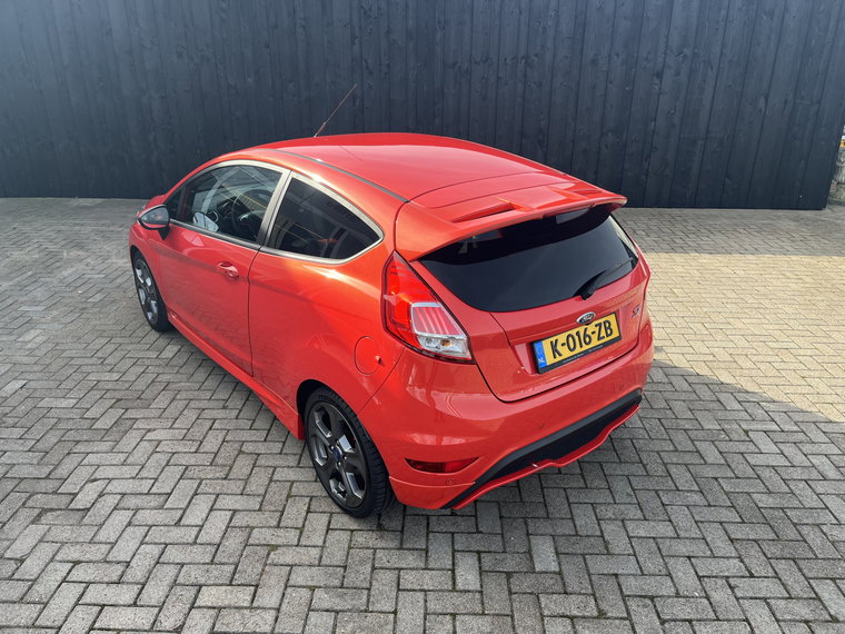 Vehicle Image 40