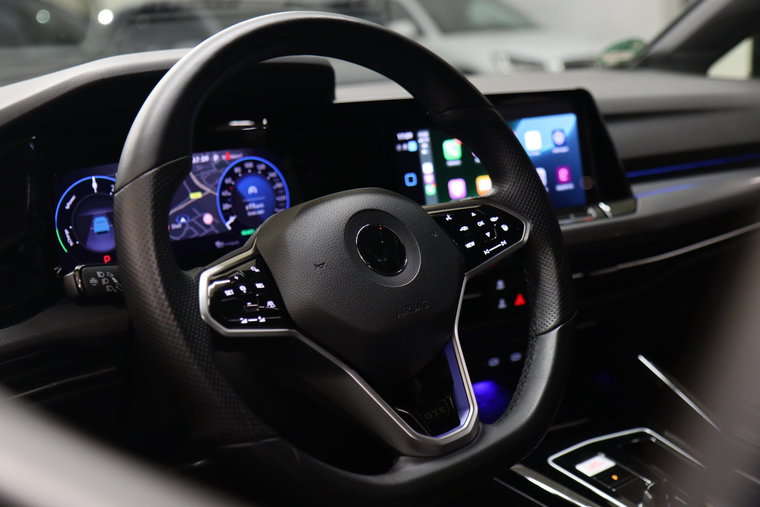 Vehicle Image 40
