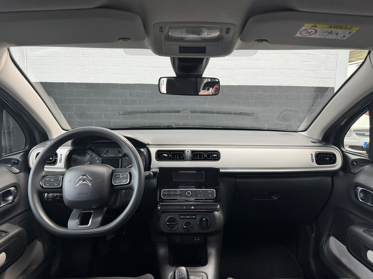 Vehicle Image 24