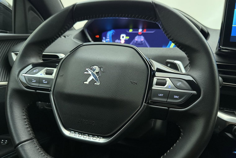 Vehicle Image 24