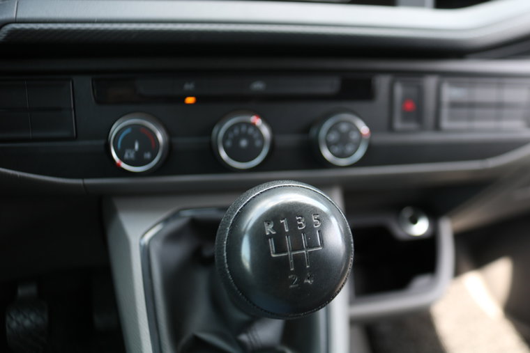 Vehicle Image 26
