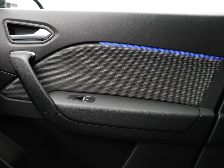Vehicle Image 39