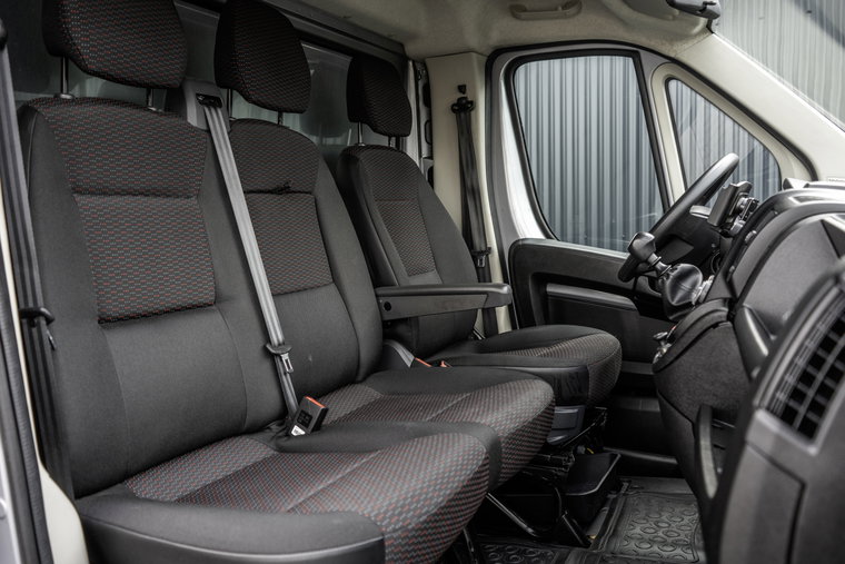 Vehicle Image 12