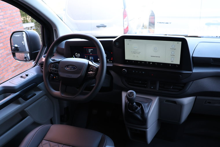 Vehicle Image 22