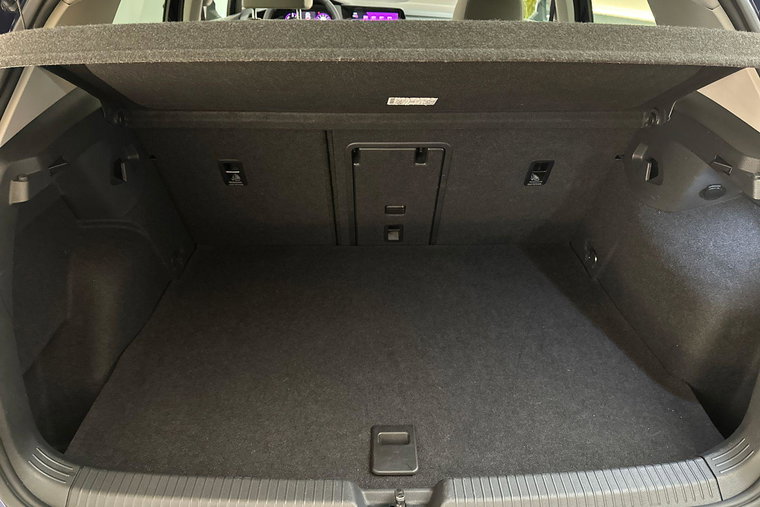 Vehicle Image 37