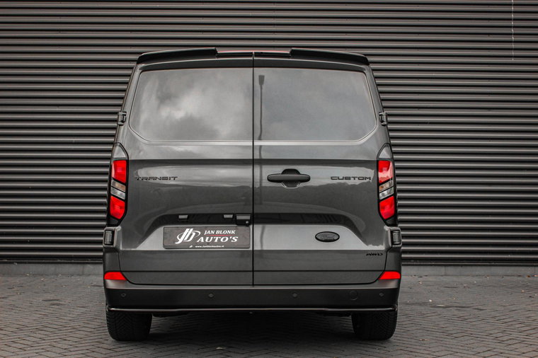 Vehicle Image 37