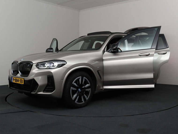 Vehicle Image 40