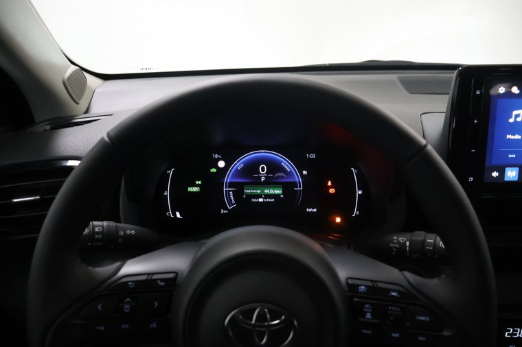 Vehicle Image 17