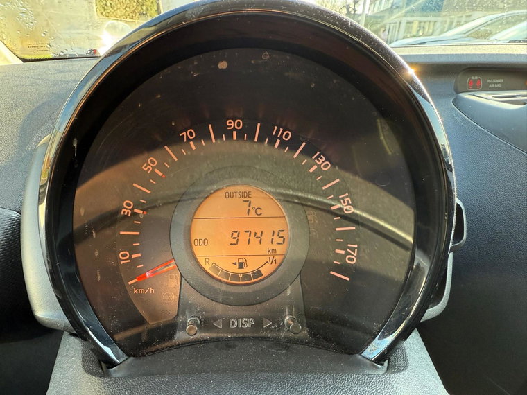 Vehicle Image 17