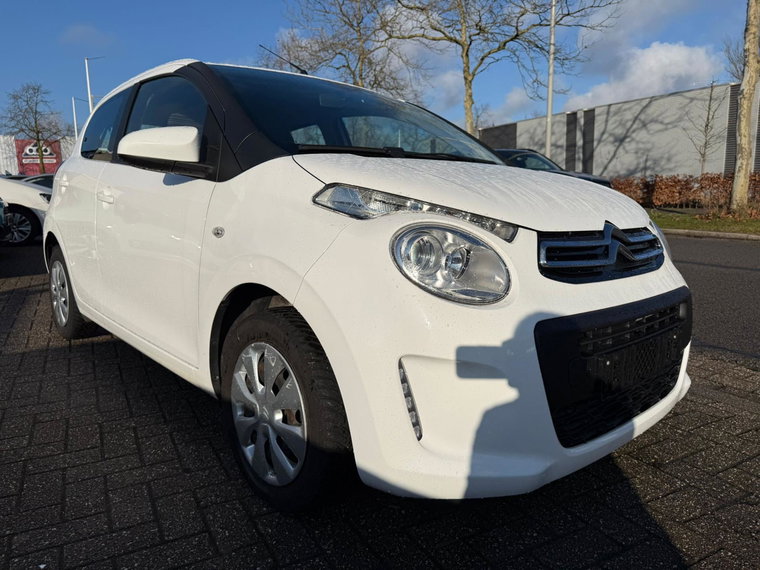 Vehicle Image 19
