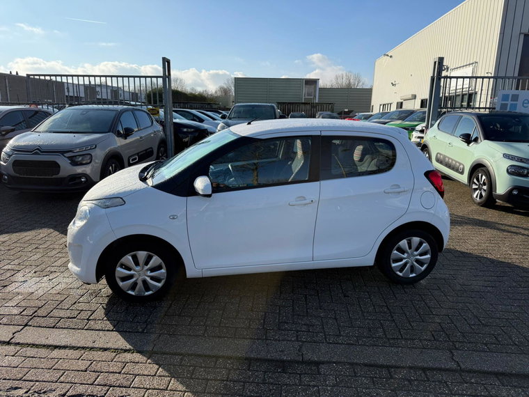 Vehicle Image 8